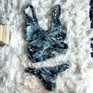 Mikoh size extra small bikini: a Nepal wrap around top and LAHAINA BIKINI BOTTOM